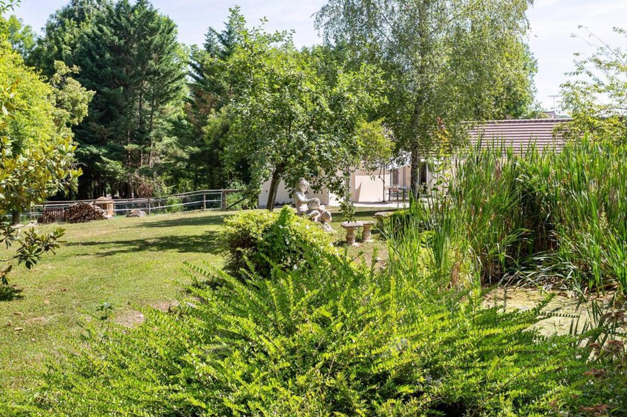 La Grignotiere Lodge & Spa Crecy-la-Chapelle Exterior photo